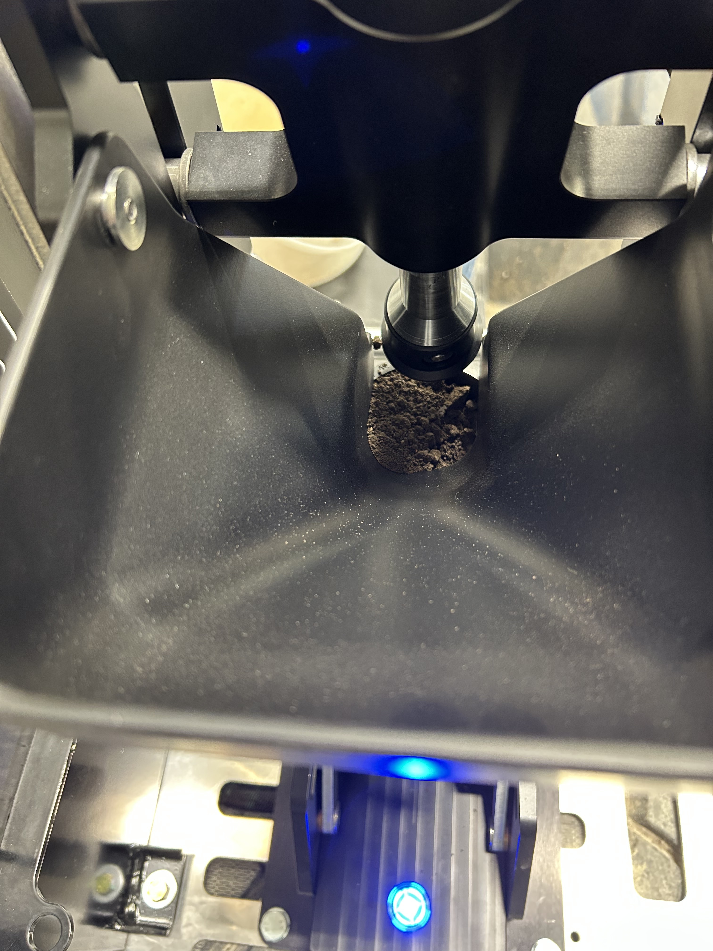 load soil into lite.jpg