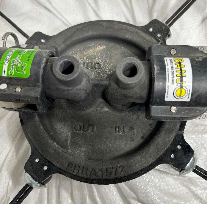 hoses attached to bag.PNG